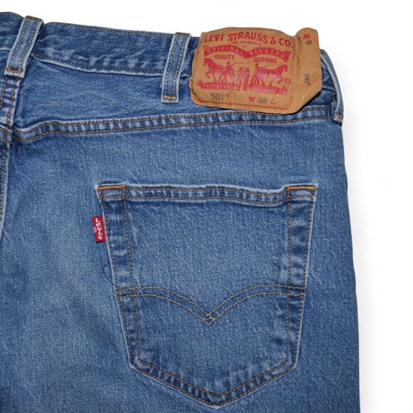 Levi's 501 Men’s Size 36-38 Jean Shorts Stretch Denim Jorts Medium Wash Blue EUC - Picture 4 of 9